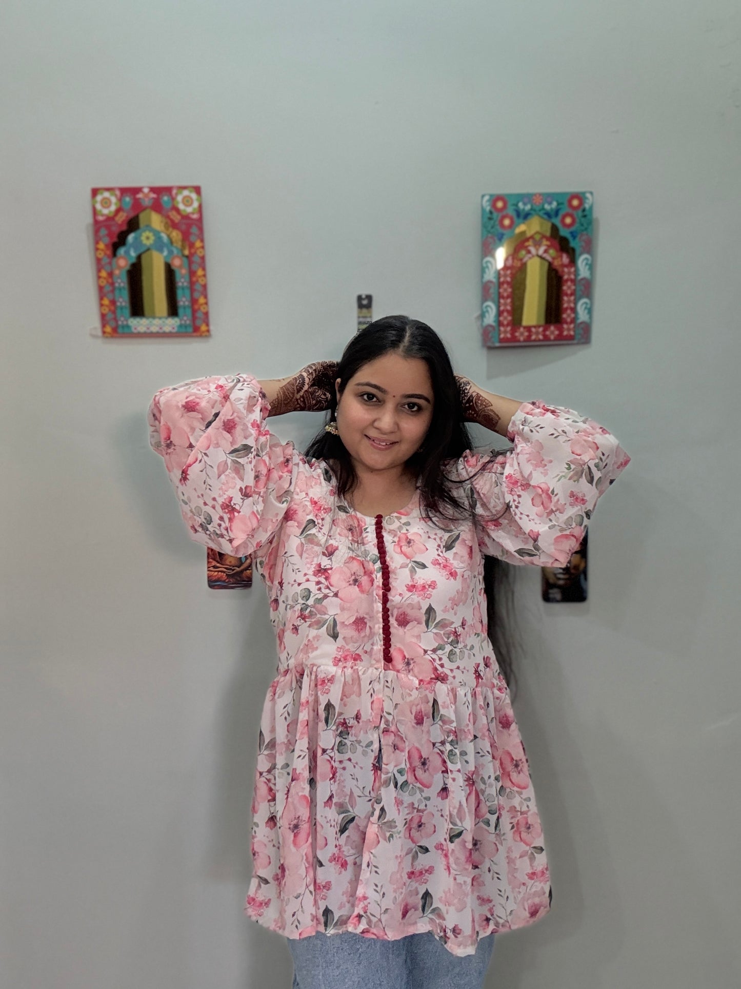 Gulabi Nazakat tunic