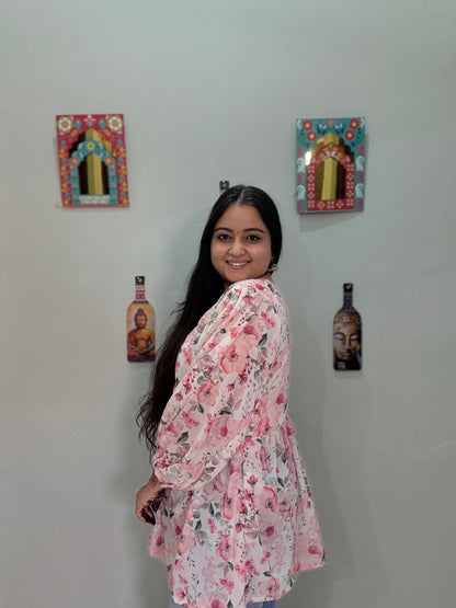 Gulabi Nazakat tunic